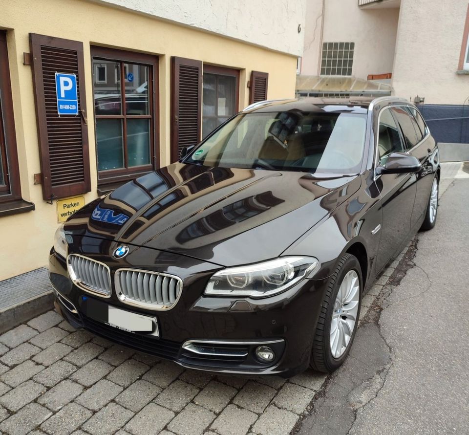 BMW 530d Touring Luxury Line nahezu Vollausstattung in Kempten