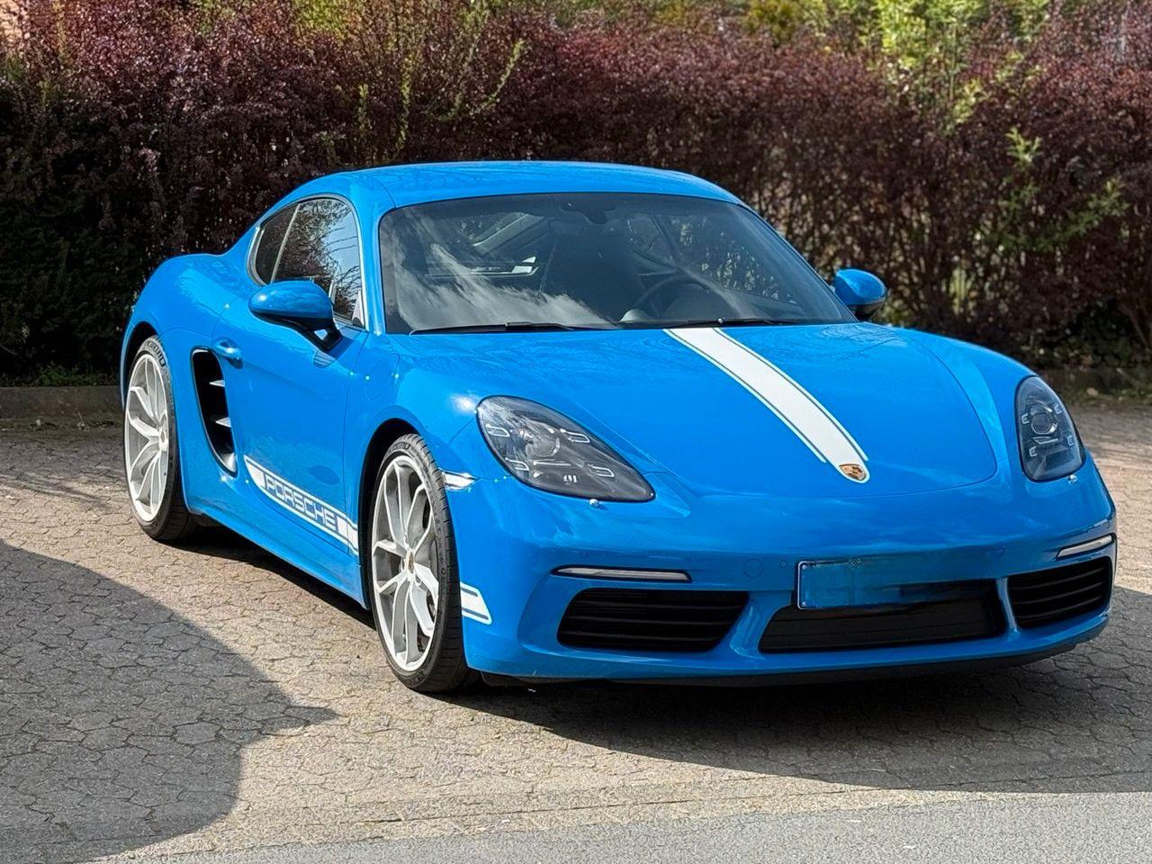 Abbildung des Autos Porsche Cayman Style Edi…