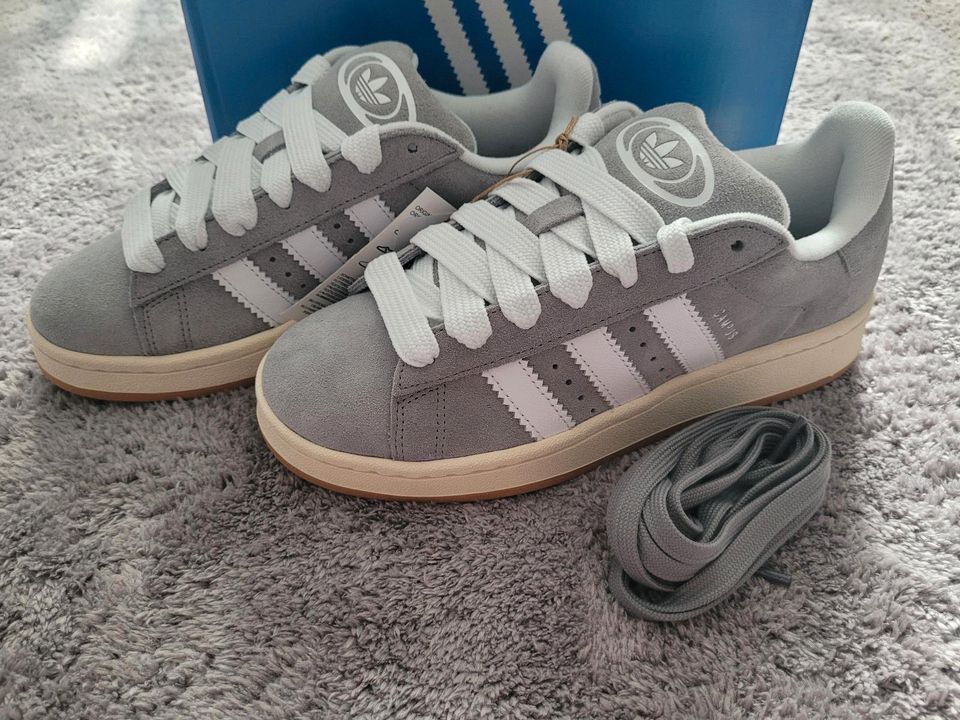 Adidas Campus 00s Grey White Größe 39 1/3 Neu Sneaker Grau Weiß in Flörsheim am Main