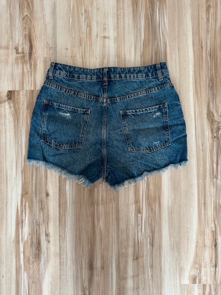 Jeans Shorts von Primark in Größe 40 in Lage