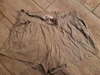 Gr. 134/140 Shorts H&M beige Herzchen Kreis Pinneberg - Rellingen Vorschau