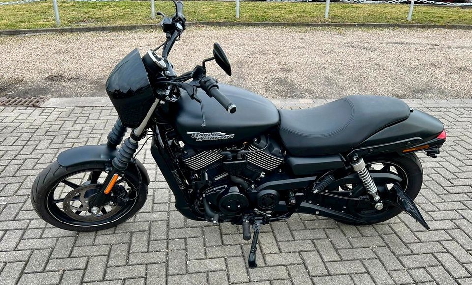 Harley Davidson XG 750 Street schwarz matt in Eisleben