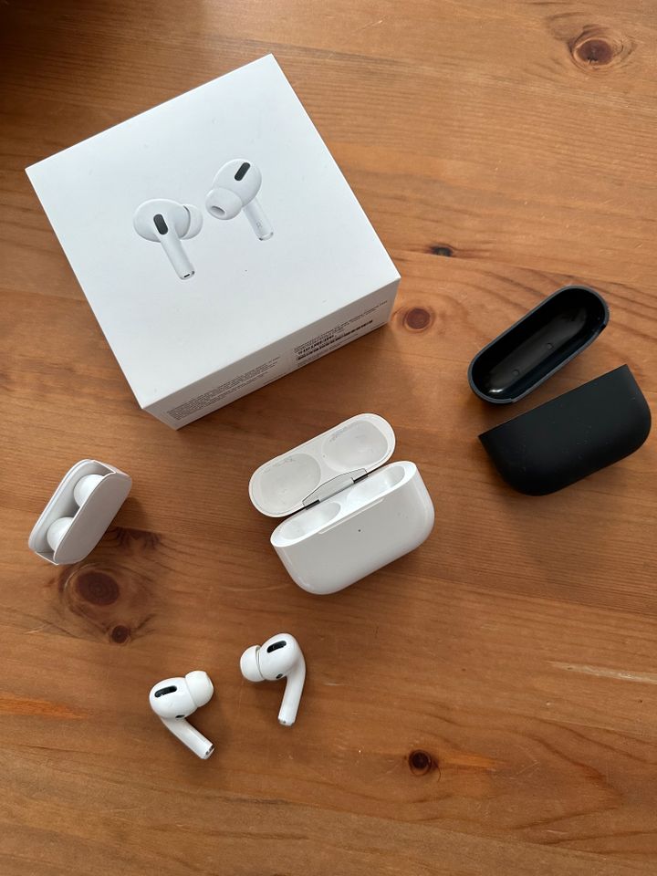 Apple AirPods Pro + Hülle *Top* in Cornberg Hessen