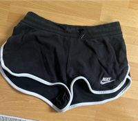 Nike Shorts Nordrhein-Westfalen - Mülheim (Ruhr) Vorschau