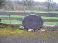 Granit  Grabstein mit Grabeinfassung Rheinland-Pfalz - Filz Vorschau