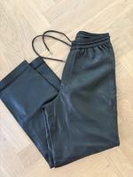 Mango Lederhose, schwarze Hose, XS Stuttgart - Stuttgart-Süd Vorschau