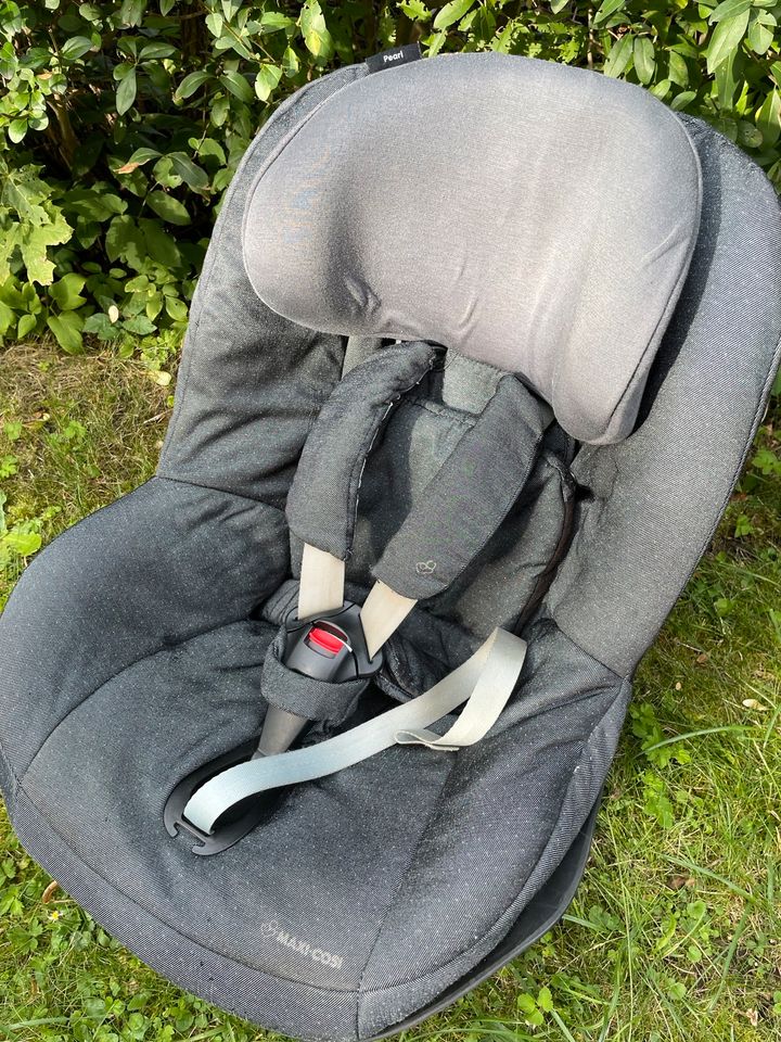 Maxi Cosi Pearl Kindersitz MaxiCosi FamilyFix Basisstation Isofix in Dresden