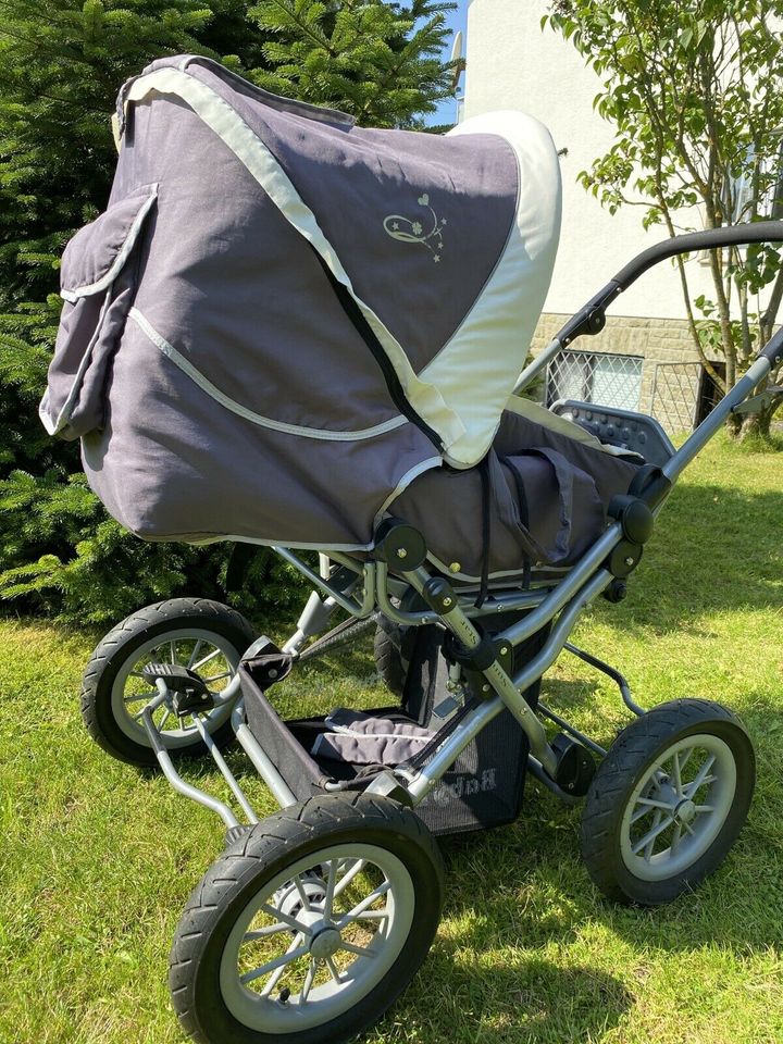 Kinderwagen in Meschede