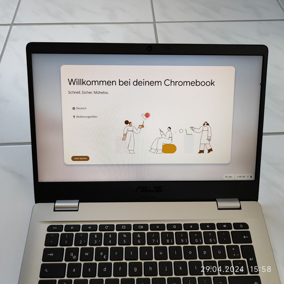 ASUS Chromebook Laptop 14" Display Intel 4 GB RAM 64 GB C423NA in Königsbronn