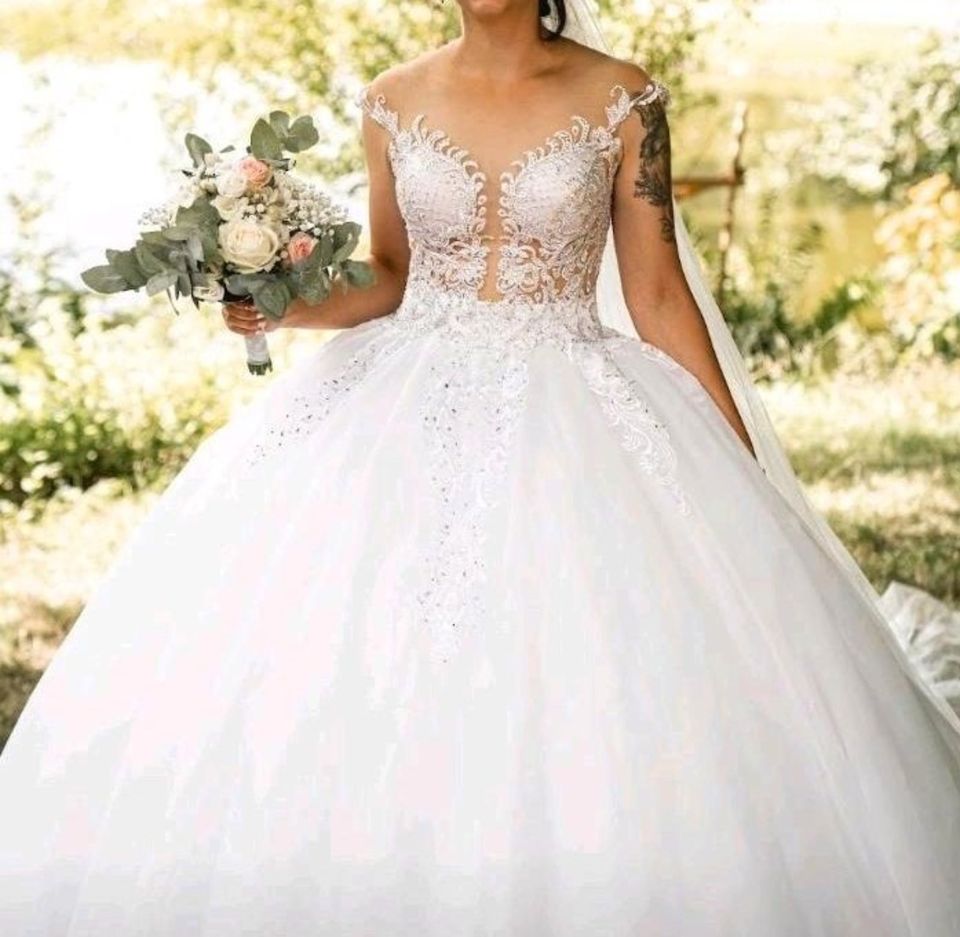 Brautkleid Hochzeitskleid Prinzessin in Werne