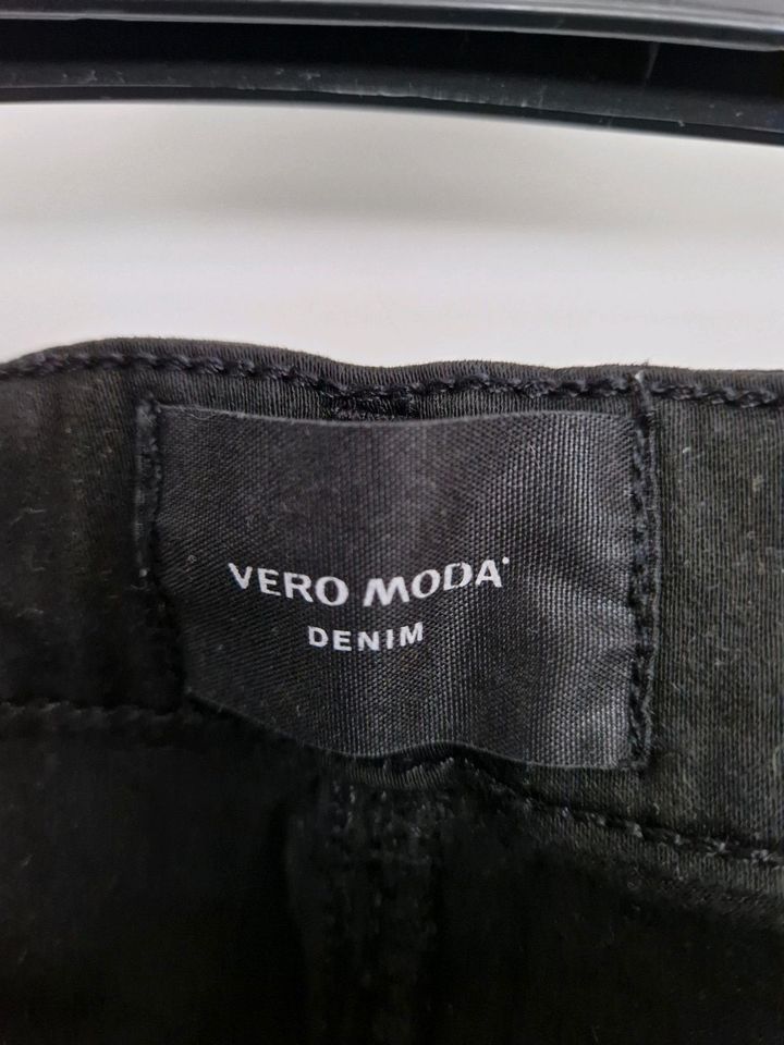 Hose, schwarz, Vero Moda, in Teistungen