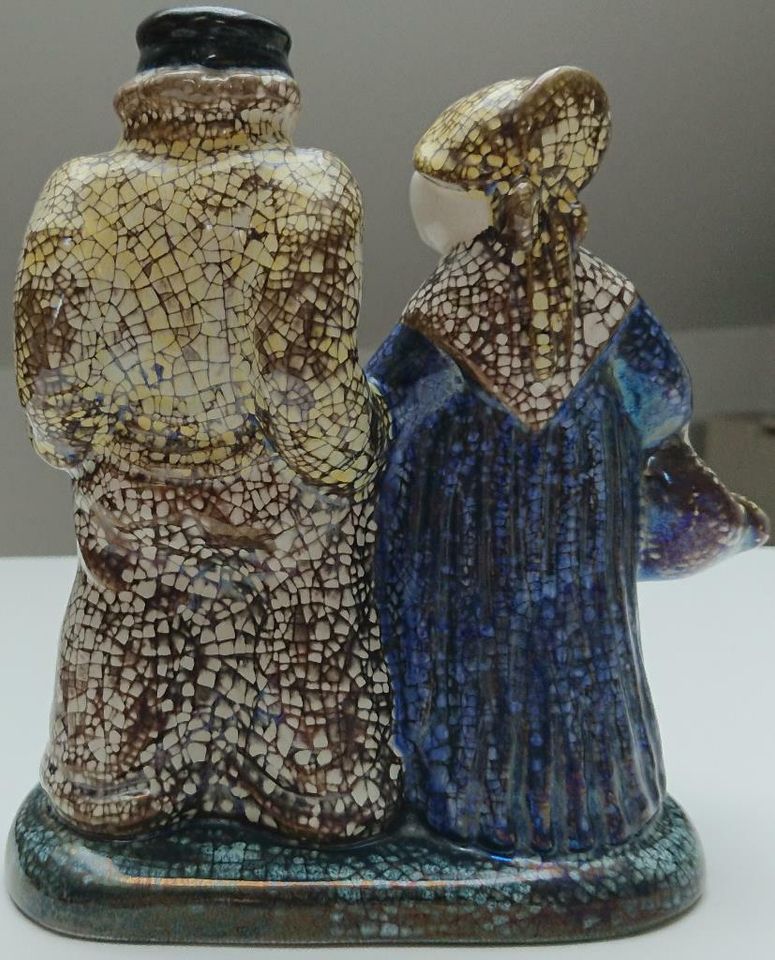 Wunderschöne alte Keramik Figur, „der Fischer und seine Frau“ in Köln