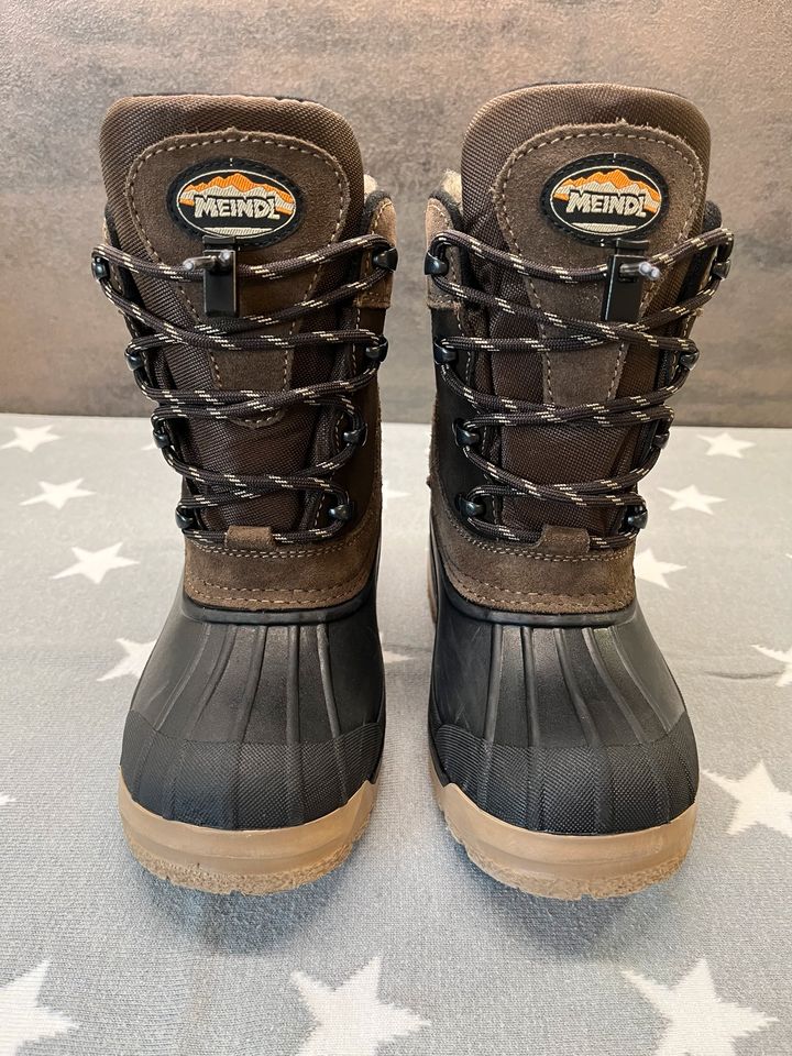 Schuhe Stiefel Schneestiefel Winterstiefel Soelden Meindl Gr.34 in Barnstorf