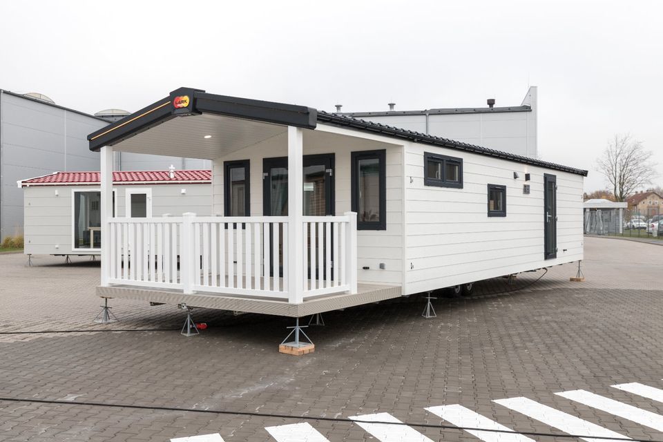 modernes Tinyhaus 50m², mit Terrasse, Fertighaus / Mobilheim / Tinyhaus / Tinyhouse ab sofort verfügbar in Regensburg