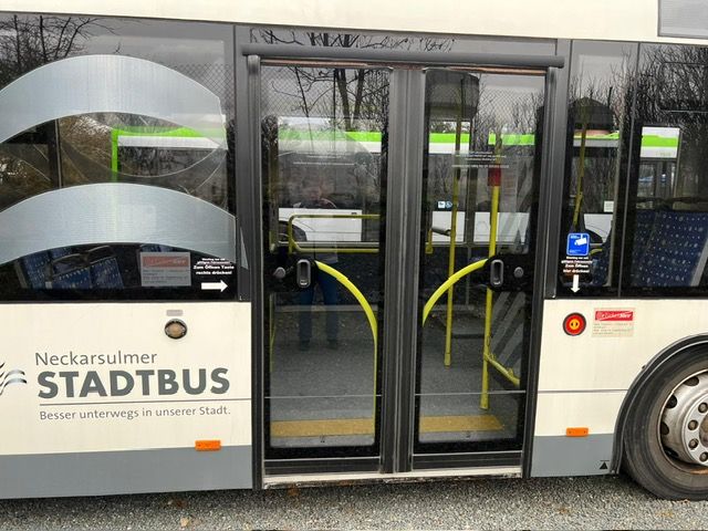 Planwagen Goldhofer Personenbeförderungsanhänger 32 Sitzplätze in Bodenfelde