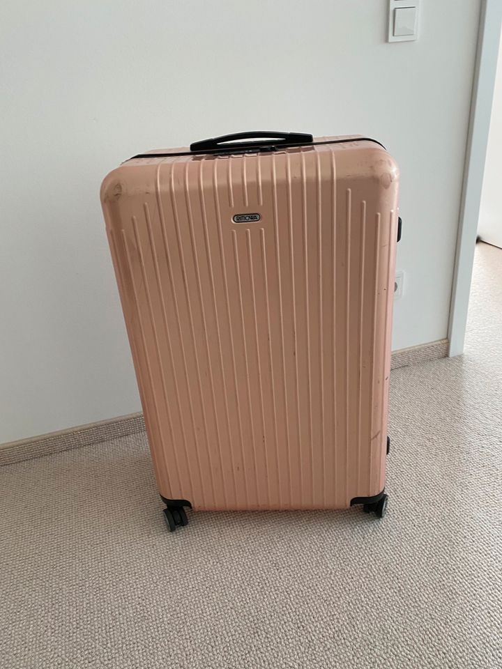 RIMOWA hardshell luggage - pink - Size L in München