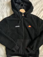 Ellesse Teddy Jacke schwarz Jacke mit Fell neuwertig Rheinland-Pfalz - Landau in der Pfalz Vorschau