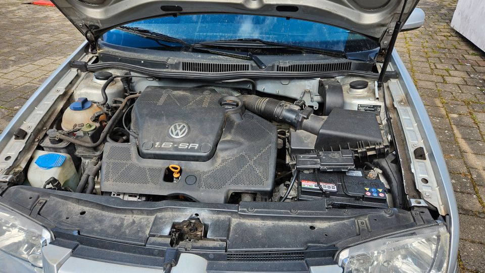 VW Bora 1,6   Bastlerfahrzeug in Steinen