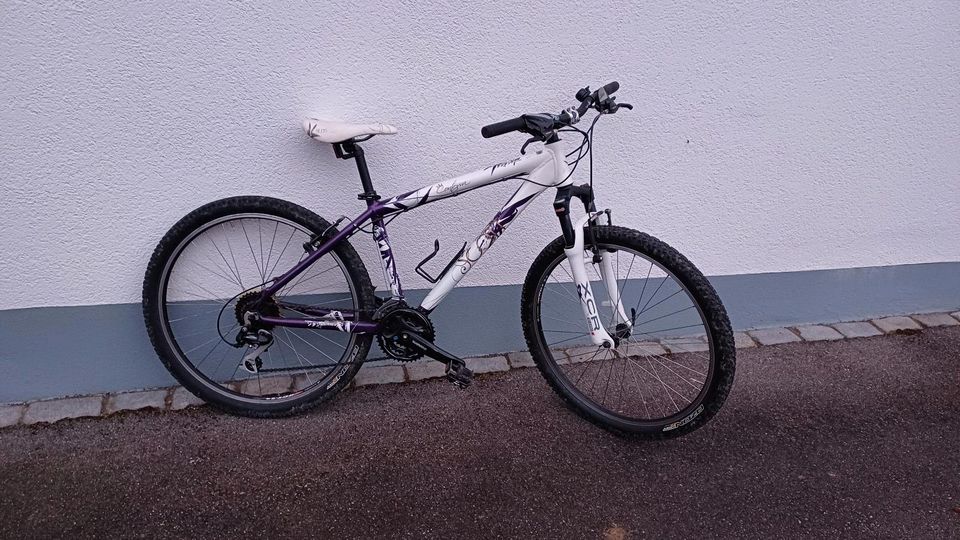 Mädchen Damen MTB Mountainbike Soctt Contessa 26 Zoll Grösse M in Füssen