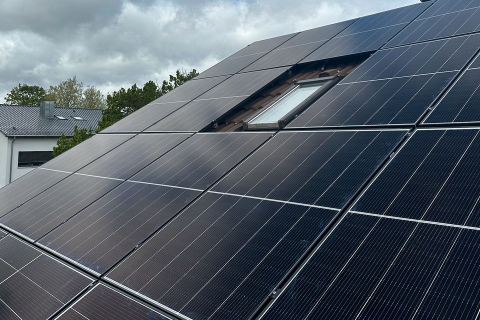 Photovoltaik Solaranlage Komplettpaket mit Montage | GREENOX in Stuttgart