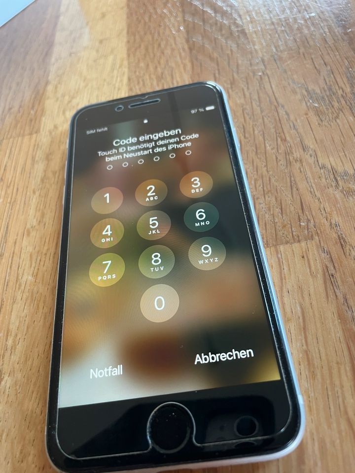 iPhone SE White 64GB in Rhauderfehn