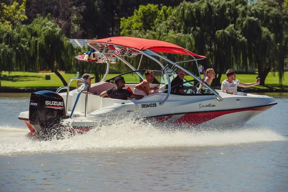 Sportboot Sensation SX 230 mit Yamaha 300PS Außenbordmotor in Neustadt am Rübenberge