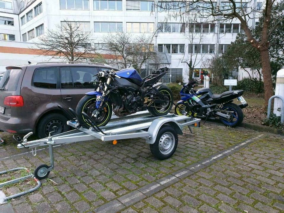 VERMIETE ANHÄNGER TRAILER MOTORRADANHÄNGER MOTORRAD ANHÄNGER in Berlin