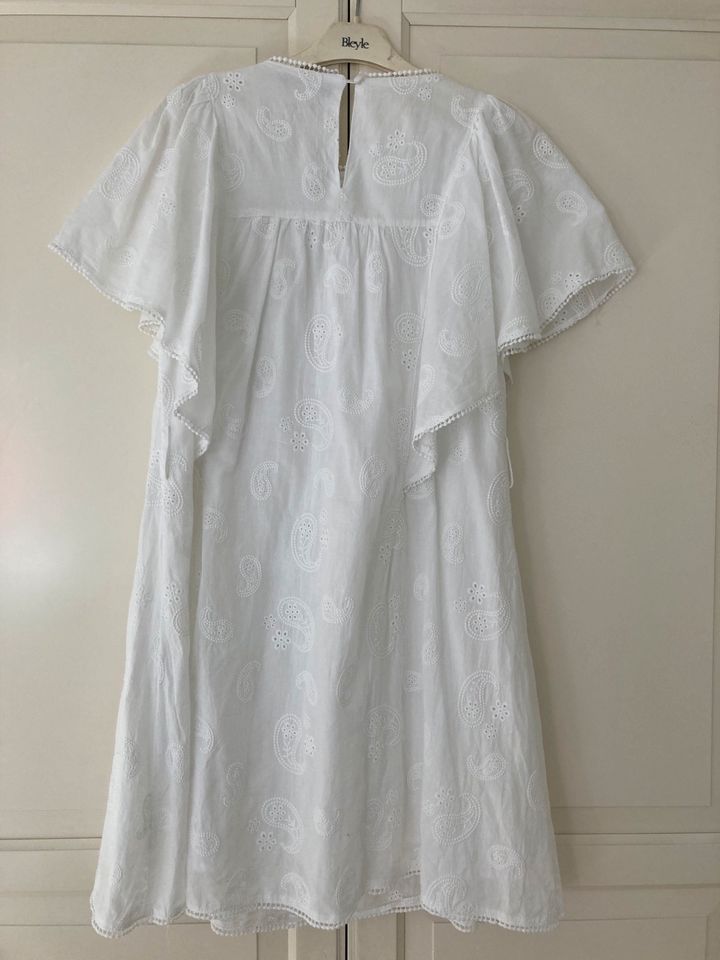 Kleid weiß Volants weiß Reserved 36 in München