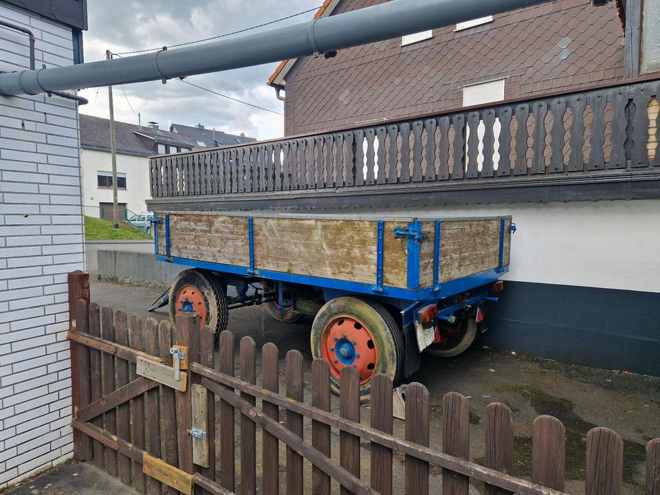 Schöner alter Anhänger in Freudenberg