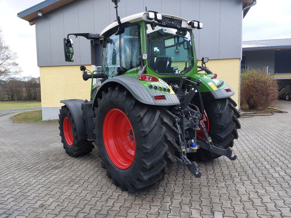 Fendt 516 GEN3 Profi+ Set 2 RTK LED Vollausstattung in Tirschenreuth