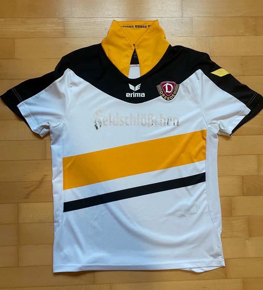 Dynamo Dresden Trikot Saison 15/16 in Schortens