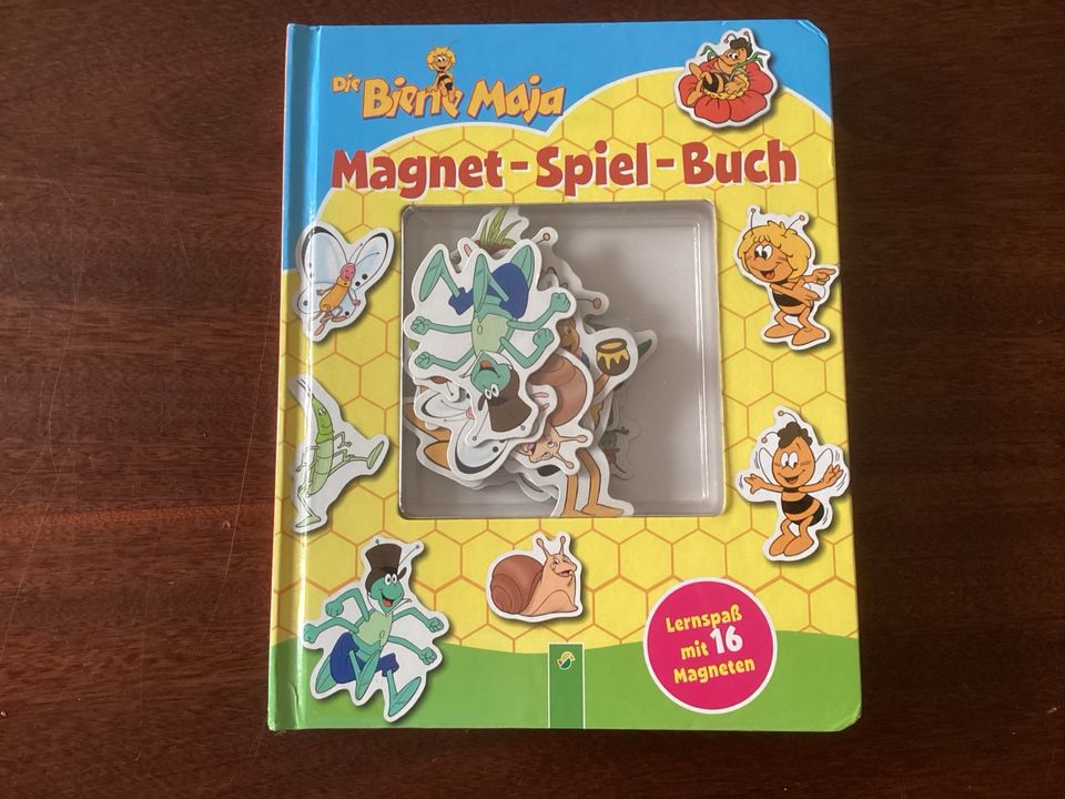 Bilderbuch mit Magneten,Biene Maja,Spielzeug,Kindergarten in Raisdorf