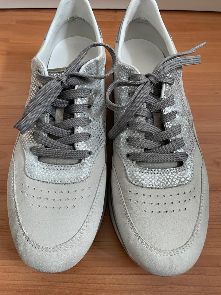 Hogan Damen Sneaker Größe 41,5 in Hennef (Sieg)