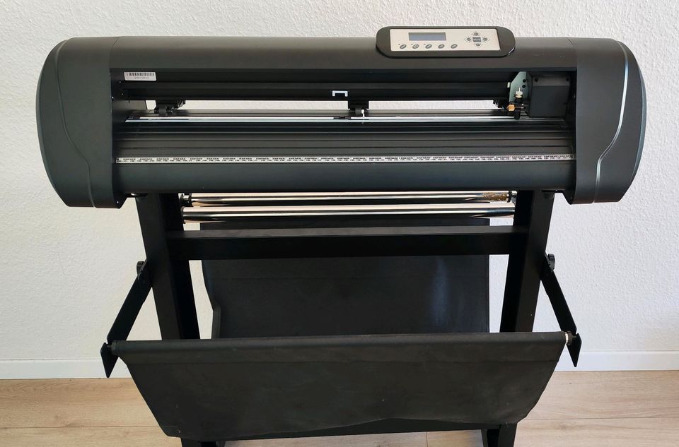 Schneideplotter HobbyCut ABH 721 inkl. Zubehör in Magdeburg