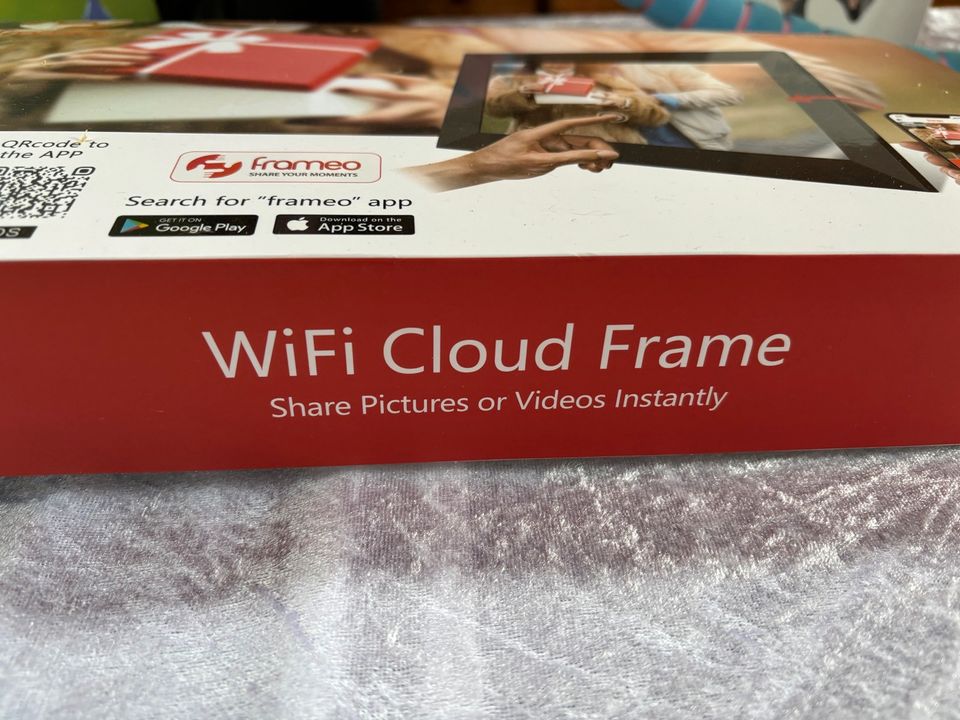 Frameo WiFi Cloud Frame  10,1 Zoll in Mainz