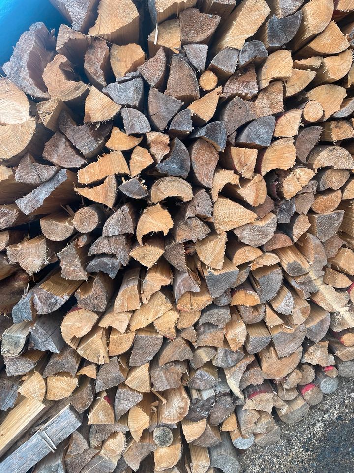 Verkaufe Holz in Sebnitz