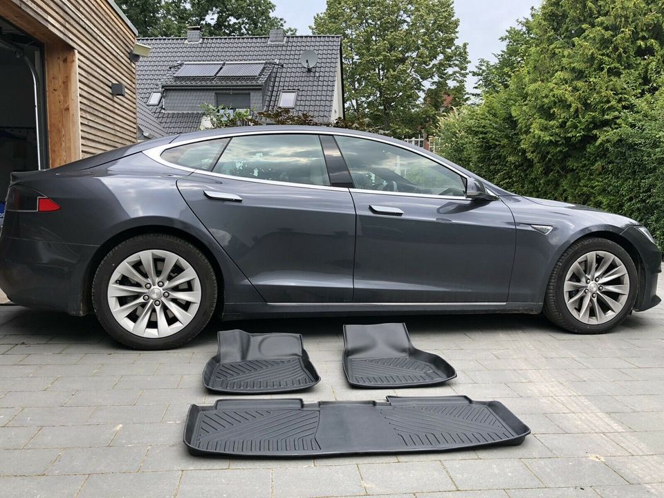 Tesla Model S Allwetter Fußmatten Set 3-teilig in Nordrhein