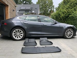 Tesla Model Y Allwetter Fußmatten-Set 3-tlg.