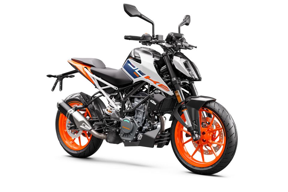 KTM 125 Duke Modell 2023 Neufahrzeug in Reinthal