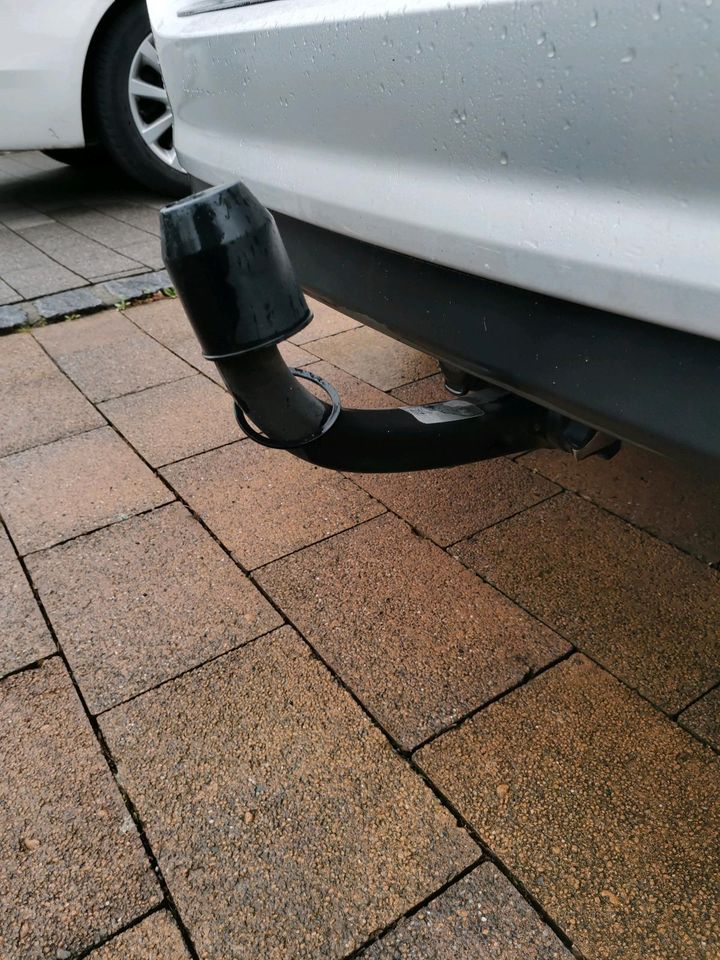Ford Grand C Max 7 Sitzer in Lippstadt