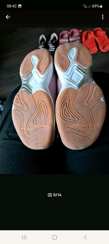Sneaker Sportschuhe Schuhe Gr 33 ♀️neu+neuw,Stiefel 2€ etwas abg in Holzwickede
