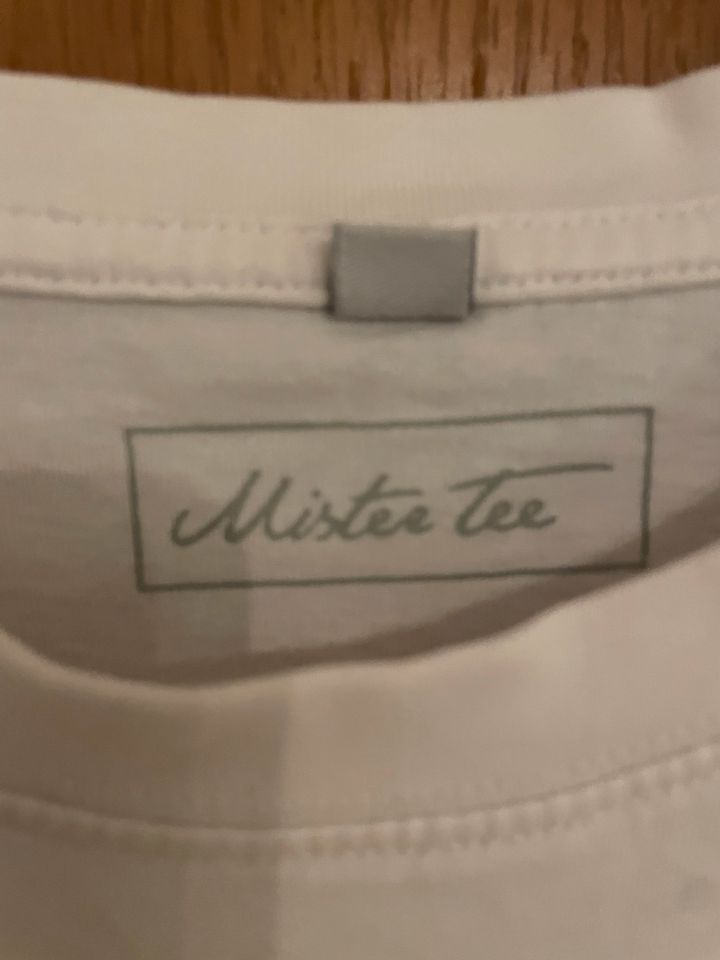 Mister Tee Shirt in M gebraucht in Bad Vilbel