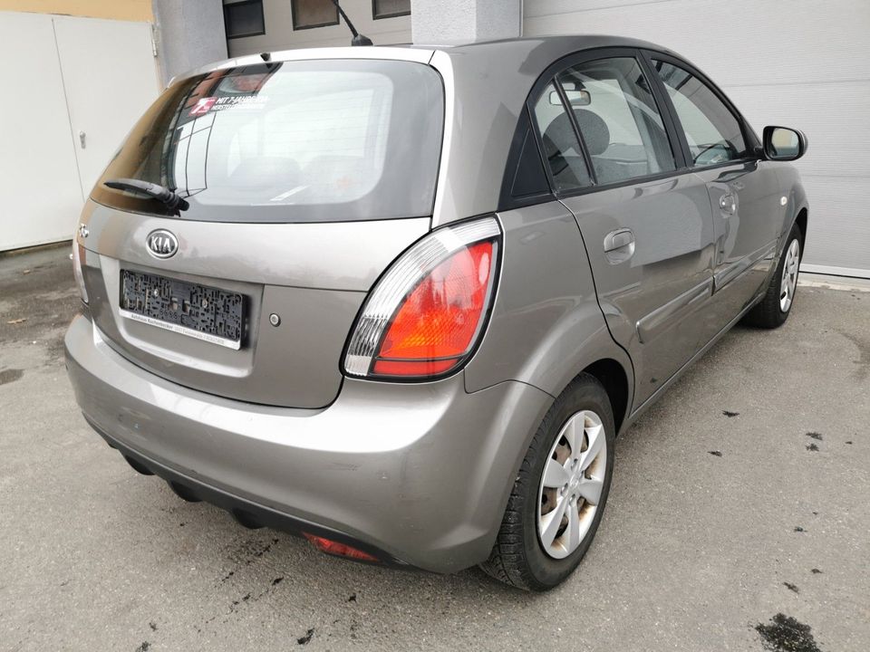 Kia Rio 1.4 Vision*KLIMA*8XBEREIFT* in Berlin