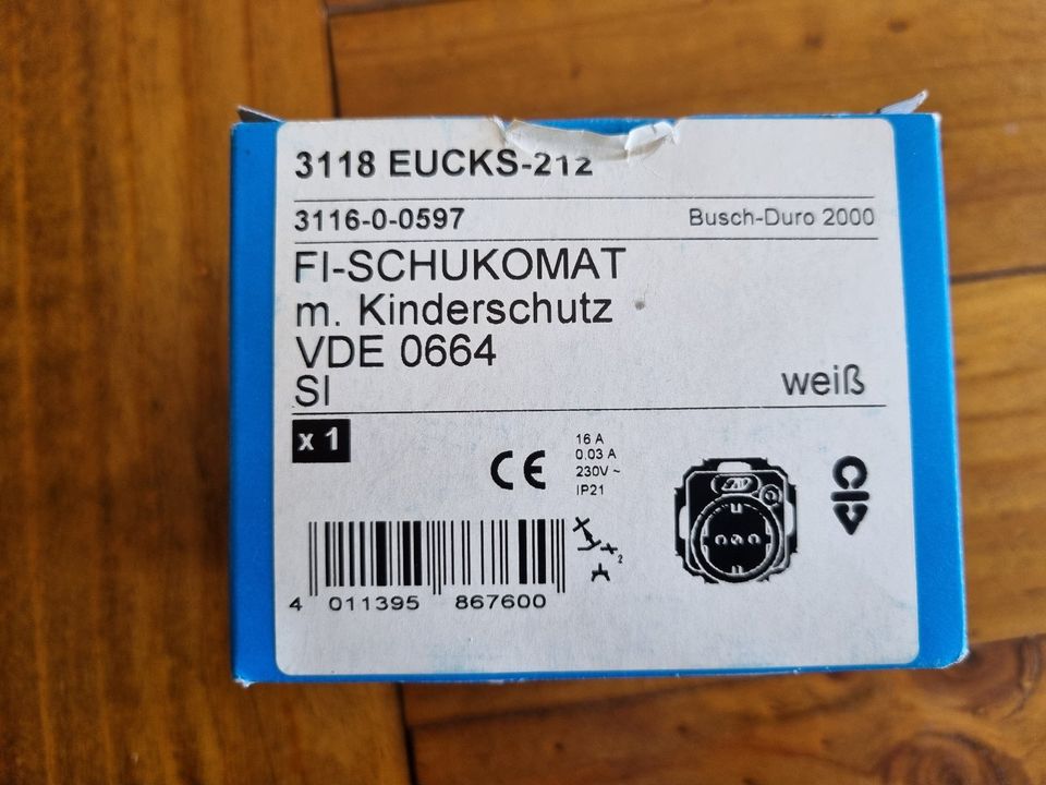 FI Schukomat 3118 busch jäger duro 2000 Weiß in Hungen