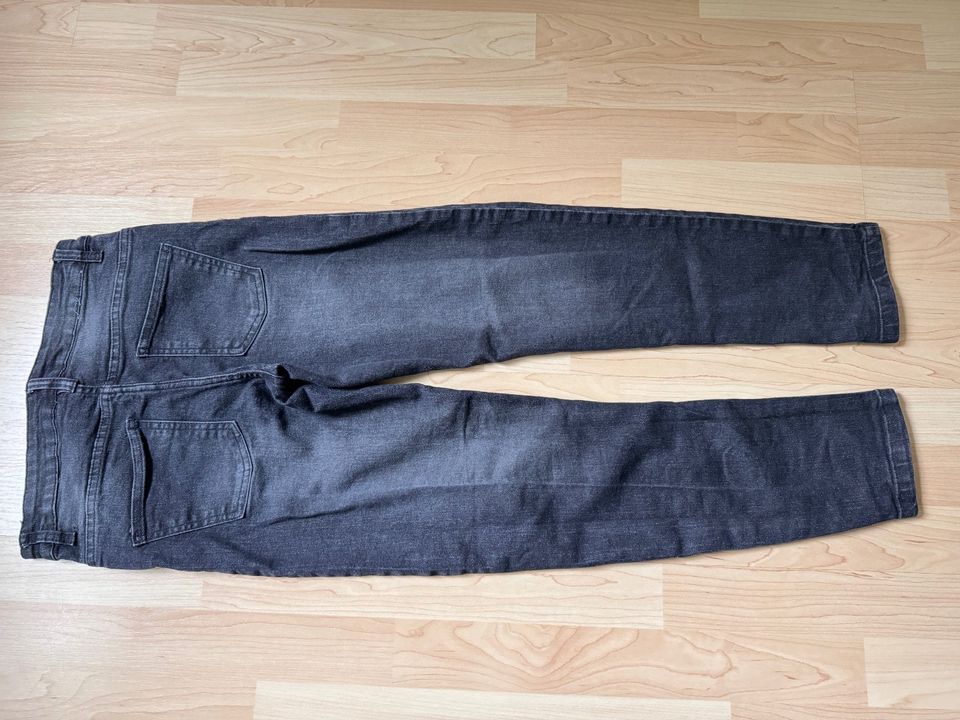 *YFK* Jungen – Jeans Gr. 158 in Essen