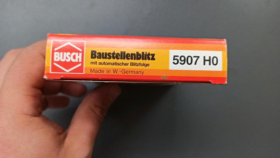 Busch 5907 H0 Baustellenblitz mit autom. Blitzfolge in Sontheim