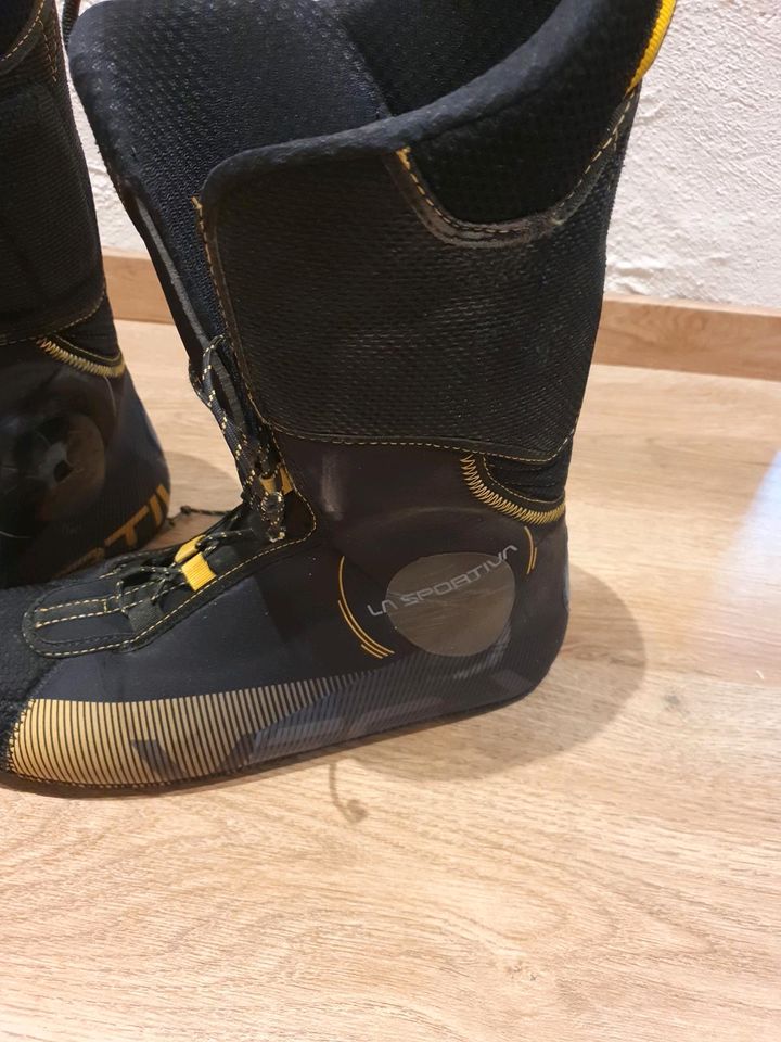 Skischuh LaSportiva Vega MP31 in Marktschellenberg