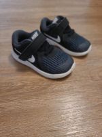 Nike sneaker Schuhe 22 schwarz weiß baby Baden-Württemberg - Zell am Harmersbach Vorschau