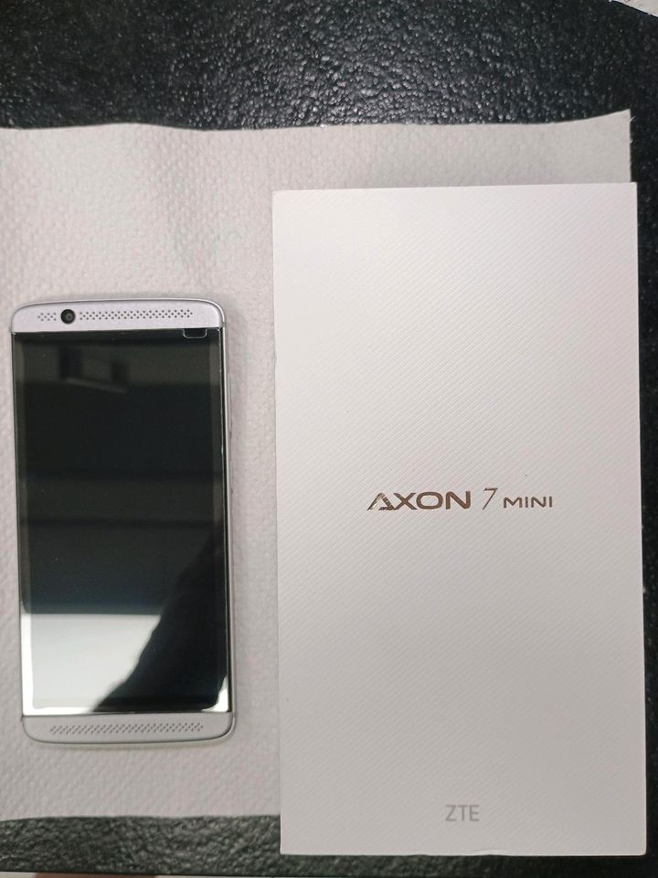 ZTE Axon 7 mini Smartphone, Handy in Tübingen