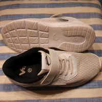 Turnschuhe / Hallenschuhe Größe 37 Weiß Sneaker Nordrhein-Westfalen - Voerde (Niederrhein) Vorschau